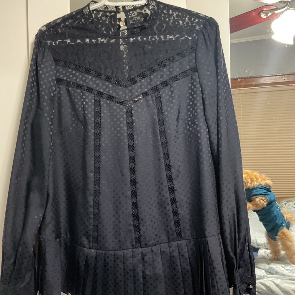 Ted Baker Navy shilli lace insert Long Sleeve Lace Top size 6.